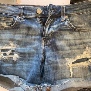 American Eagle Women’s Mid-rise Shorts